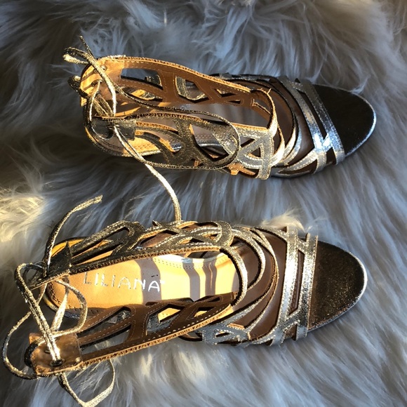 LILIANA | EUC Silver Chic Heels 👠 - Picture 2 of 8